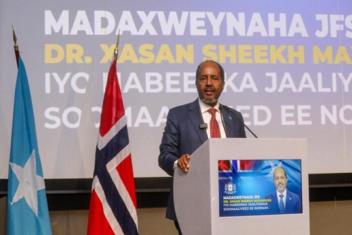 Madaxweyne Xasan Sheekh oo Khudbad u Jeediyay Jaaliyada Soomaaliyeed ee dalka Norway.